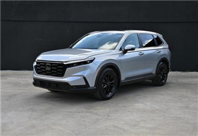 Vehicle thumbnail 2