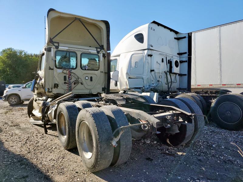 Vehicle thumbnail 3