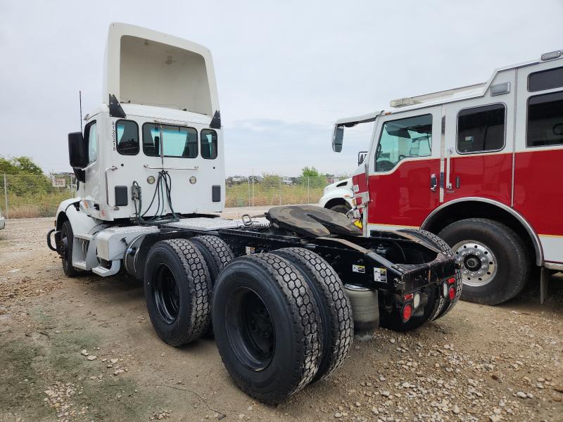 Vehicle thumbnail 3